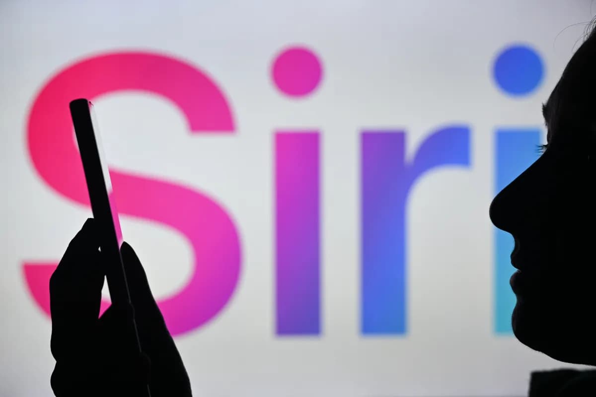 Siri renovada pode apagar conversas automaticamente e usar Gemini do Google