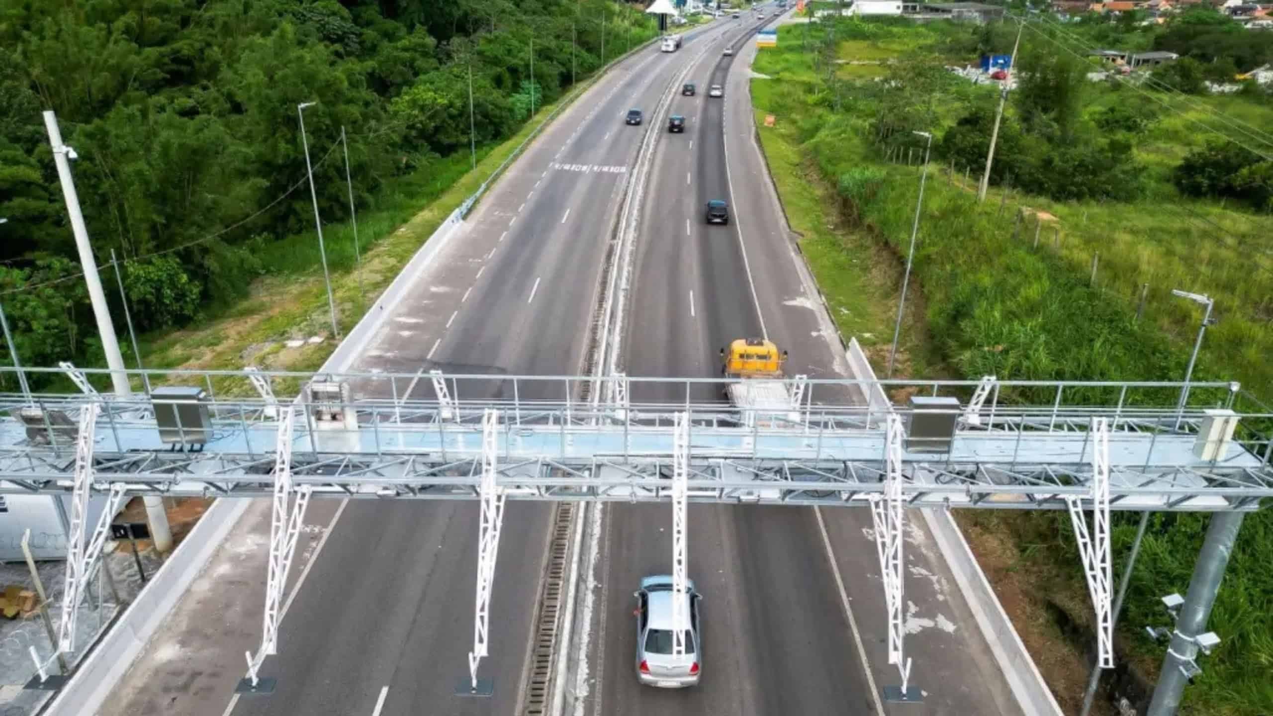 Suspensão de Multas no Free Flow: Impacto e Perspectivas Futuras